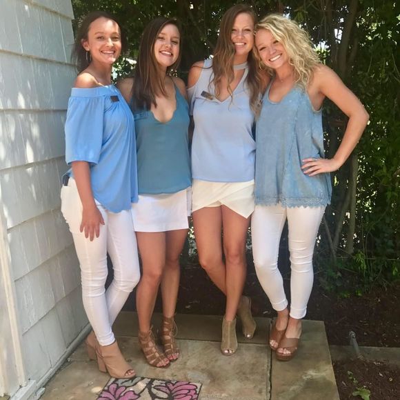 Meet your Posher, Bailee - Picture 1 of 1